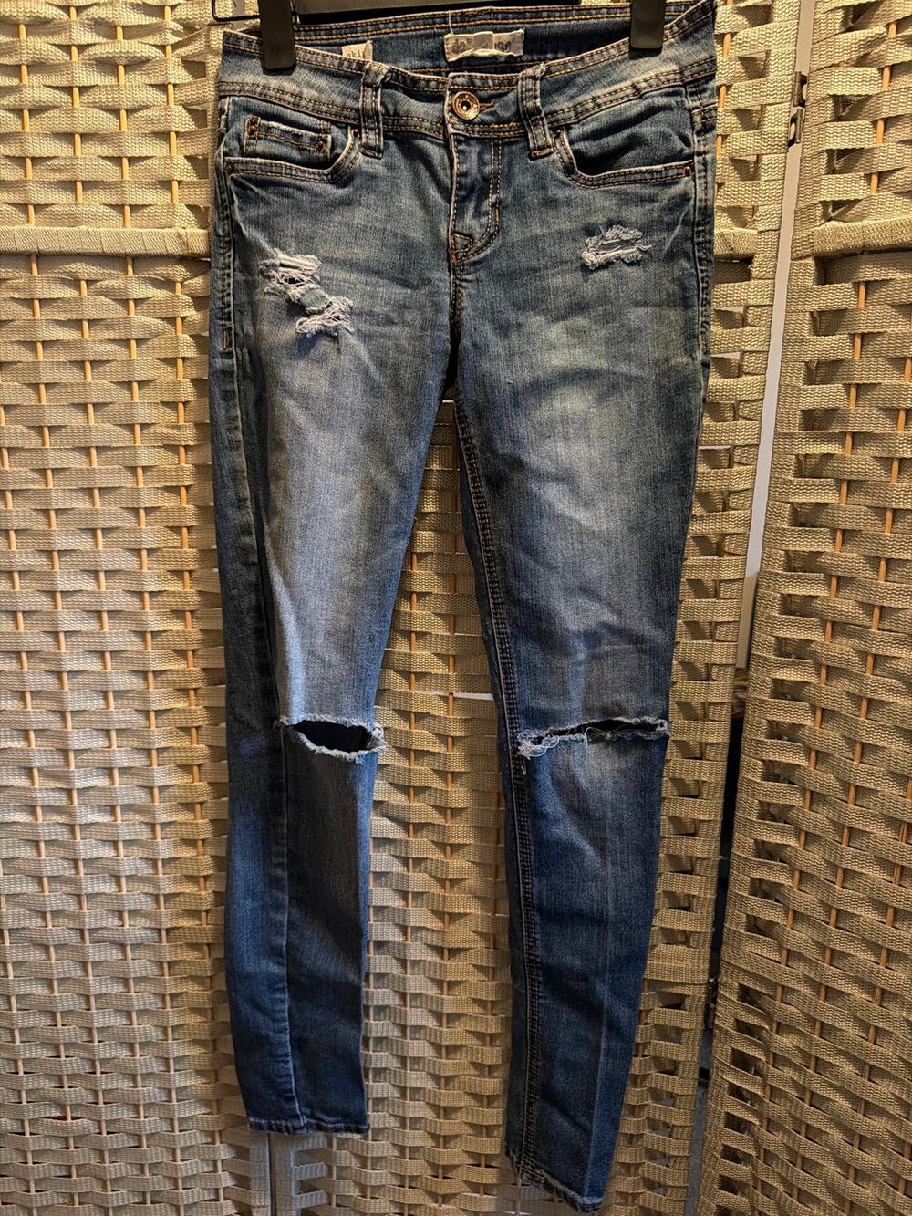 Dollhouse Mid Rise Y2K Distressed Skinny Denim Jeans Medium Wash 3